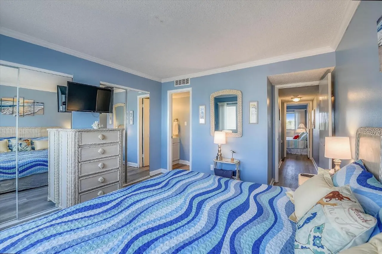 Apartment Recently Renovated 2Bd, Sleeps 6 Pinnacle Port, With Boat Ramp Condo Panama City Beach